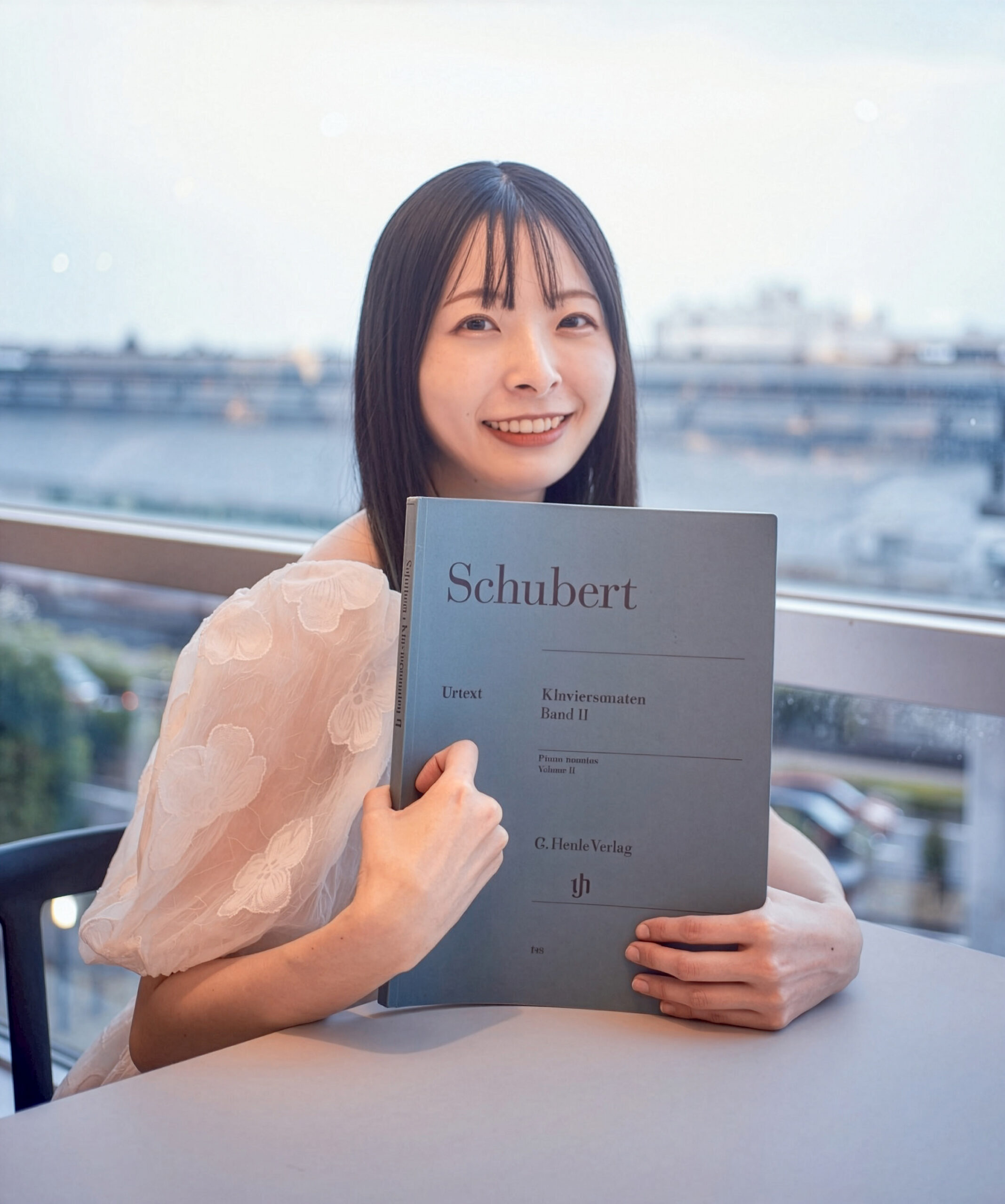 国分寺市・国立市エリアの音楽教室クレンゲ音楽教室のピアノ講師。ハンブルクでピアノ教育を学び、日本でも伴奏者として活躍する他、後進の指導にあたる。